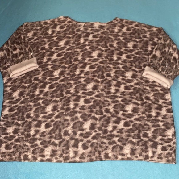 I.N.C International Concepts Leopard print sequenced v-neck pullover NEW size 3X - Picture 2 of 10